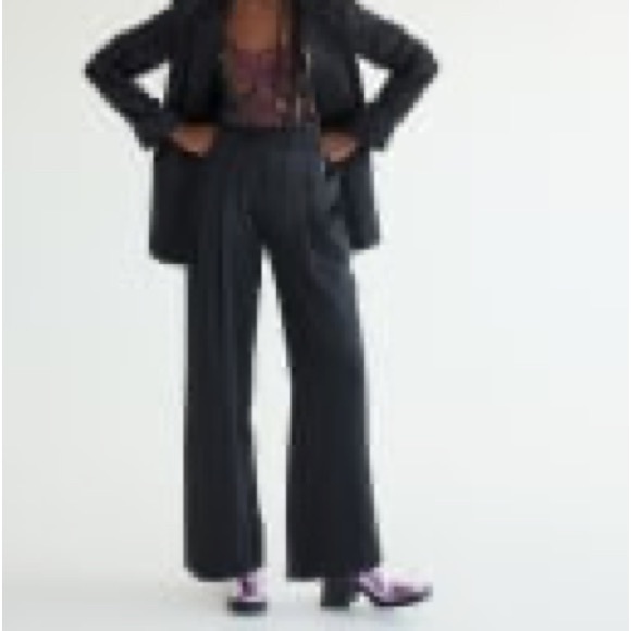 Rock and Glow high rise satin pants wide leg. Size 22 petite length black - Picture 6 of 6